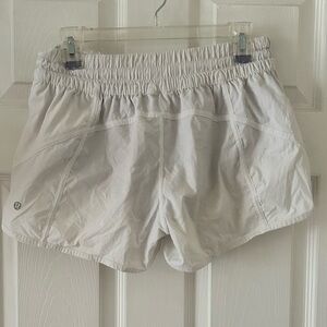 Lululemon shorts - white